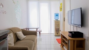 ห้องพัก | ห้องนั่งเล่น | ทีวีจอแบน