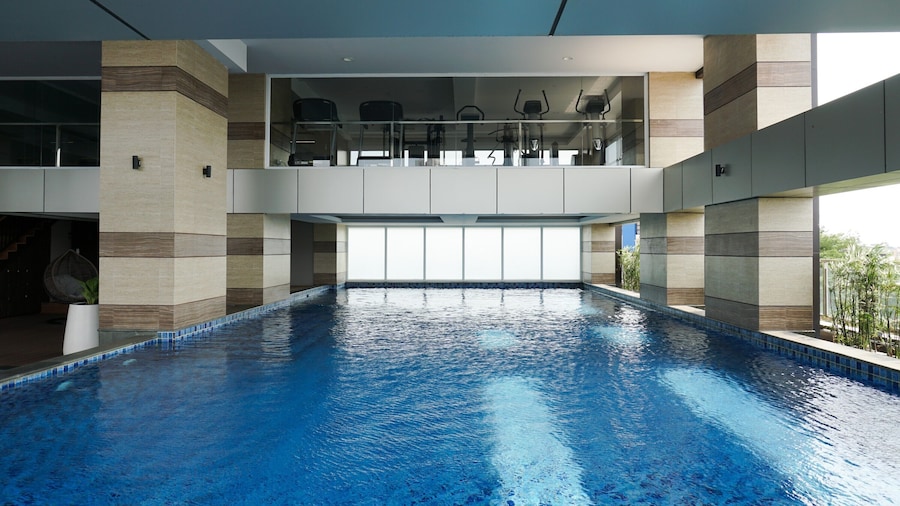 Stunning 2BR Loft Apartment at Maqna Residence