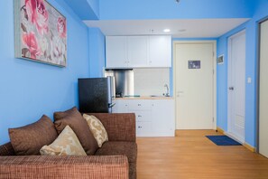 Room | Living area