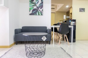 Kamar | Area keluarga | TV