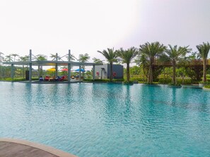 Outdoor pool - New Fully Furnished Studio at Gold Coast PIK (Jakarta)