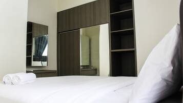 Room | 2 bedrooms, free WiFi, bed sheets