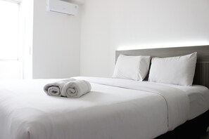 Room | Free WiFi, bed sheets