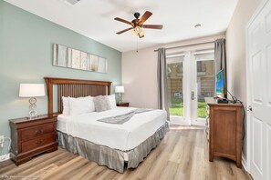 Villa (3 Bedrooms) | 3 sovrum, arbetsyta för laptop, strykjärn/strykbräda och wi-fi