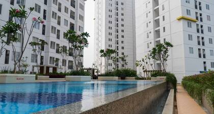 Stylish and Modern 2BR Bassura City Apartment