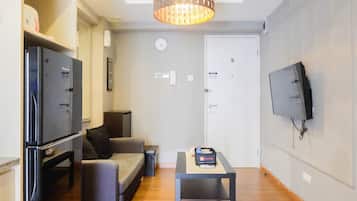 Værelse | Privat køkken | Køleskab, kogeplade, køkkentøj/tallerkener/redskaber