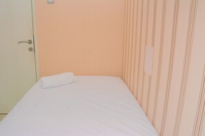 Room | 2 bedrooms, free WiFi, bed sheets