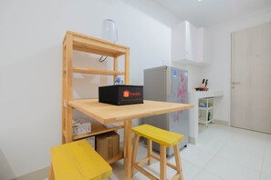 Room | Living area