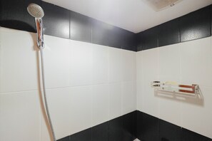 Bathroom - Cozy Studio Apartment at Cinere Bellevue (Depok)