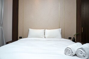 Room | 2 bedrooms, free WiFi, bed sheets