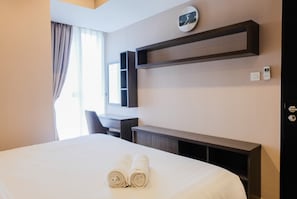 Room | 1 bedroom, free WiFi, bed sheets - Highest Value 1BR Apartment at The Branz BSD (Pagedangan)