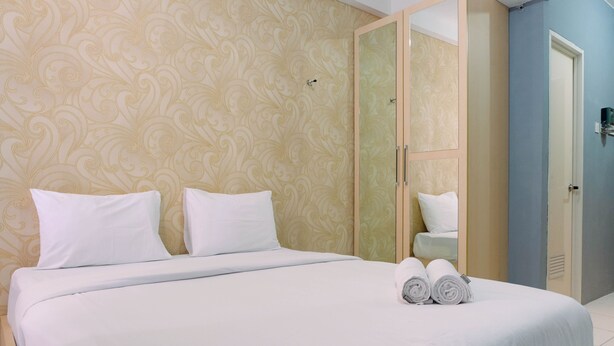 Room | Free WiFi, bed sheets - Best Price Studio Apartment @ Riverview Jababeka (Cikarang)