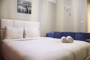 Free WiFi, bed sheets - Modern and Homey Studio at Springlake Summarecon Apartment (Bekasi)