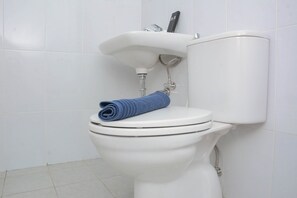 Bathroom - Town View Apartment Studio @ Patraland Urbano (Bekasi)