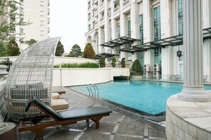 Kolam renang outdoor