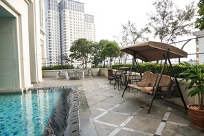 Exterior - Modern 2BR at The Belleza Apartment (Jakarta)