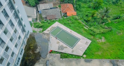 Comfy Studio Bogorienze Resort Apartment near The Jungle Fest By Travelio