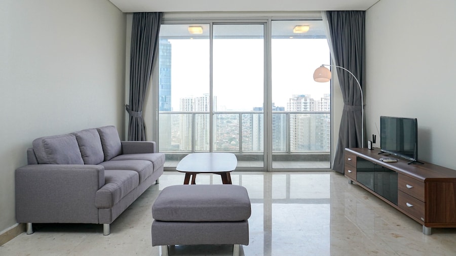 Relaxing 2BR at The Empyreal Condominium Epicentrum Apartment By Travelio