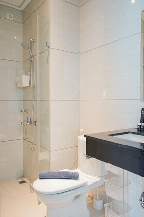Zimmer | Badezimmer | Dusche, Handtücher