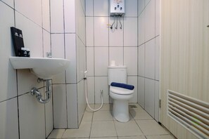 Room | Bathroom | Shower, towels