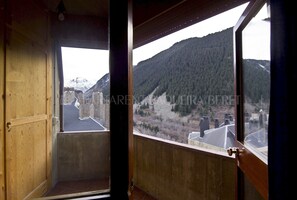 Interior - Esquiros - Edificio Mauberme (Baqueira)