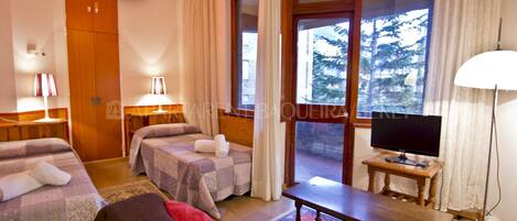 Wifi gratis y ropa de cama