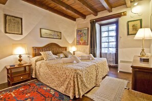 3 habitaciones y ropa de cama 