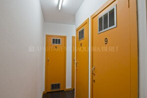Unclassified image, 3 of 18, button