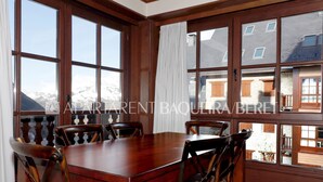 Dining - Sarrahera - Val de Ruda (Baqueira)