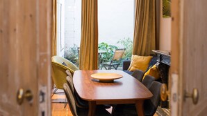 City Apartment (R18 - GF) | Living room - Ridderspoor Holiday Apartments Bruges (Bruges)