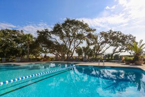 Unclassified image, 3 of 49, button