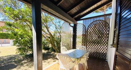 Ferienhaus mit 8 Betten, 2 Gärten, 300 Meter vom Meer entfernt, Grill, Terrasse