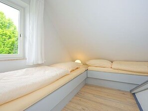 2 Schlafzimmer, Reisekinderbett, WLAN