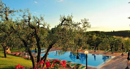 Lodging in Tuscany,pool,children pool,Aircon,family and children friendly