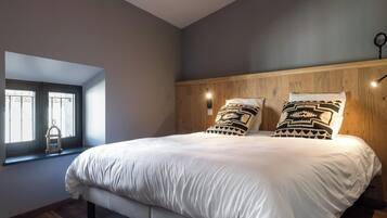 3 habitaciones, sistema de insonorización, wifi y ropa de cama