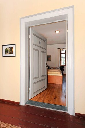1 chambre, coffres-forts dans les chambres, Wi-Fi, draps fournis