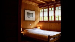 Double Room | Minibar, soundproofing, cribs (surcharge), rollaway beds (surcharge) - Gîte de Planchouet (Nendaz)