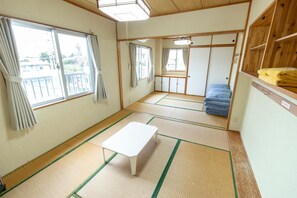 Interior - Kame Kame House (Tokashiki)