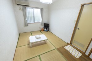 Japanese Style Room - Kame Kame House (Tokashiki)