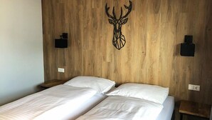 Apartment, 2 Bedrooms | Free WiFi - Dahoam by Sarina - Aparthotel (Zell am See)