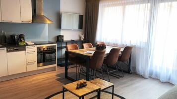 Apartment, 2 Bedrooms | In-room dining