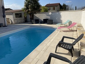 Piscine extérieure, piscine chauffée