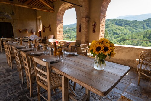 Medieval Tuscan Castle  with 8 bedrooms for 18 guests