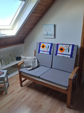 TV - HOUSE NEAR ROSAIRES BEACH (Plérin)