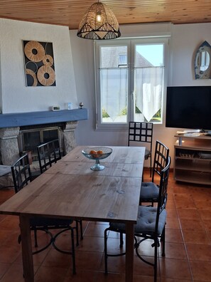 Dining - HOUSE NEAR ROSAIRES BEACH (Plérin)
