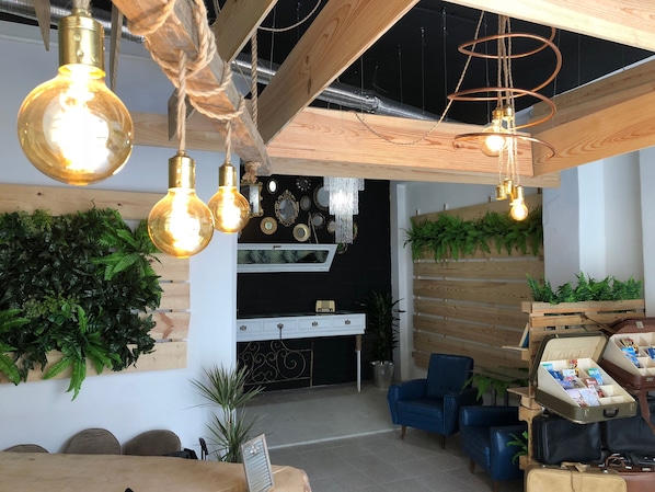 Reception - Casa Bonjardim (Porto)