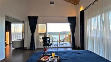 5 makuuhuonetta, työpöytä, silitysrauta/-lauta, Wi-Fi