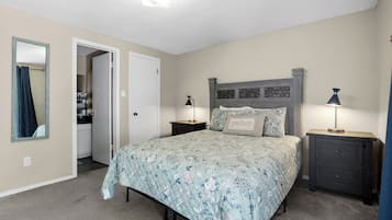 2 bedrooms, iron/ironing board, travel crib, free WiFi