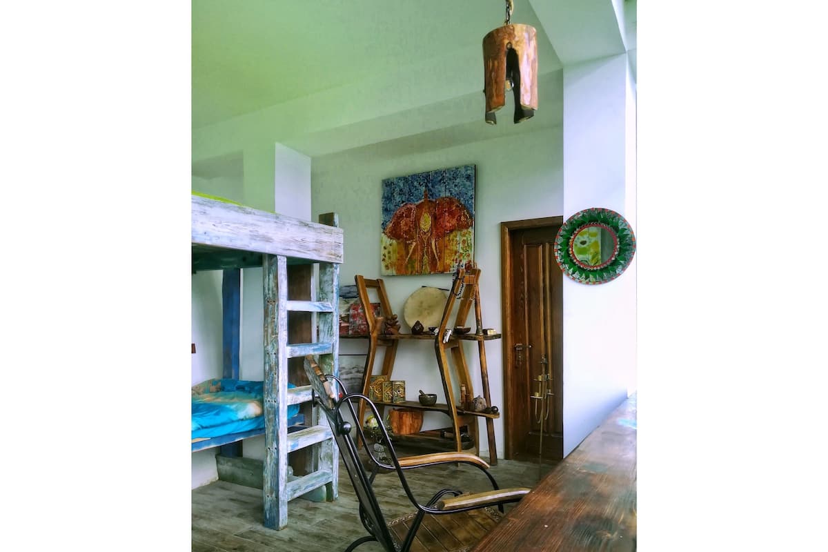 2 bedrooms, iron/ironing board