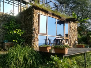 Panoramic House, Lanai, Sea View | 2 bedrooms, iron/ironing board